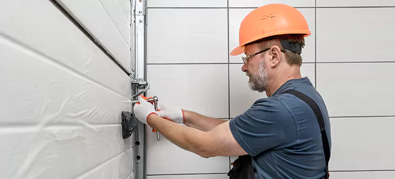 Commercial Garage Door Repair in Apopka, FL