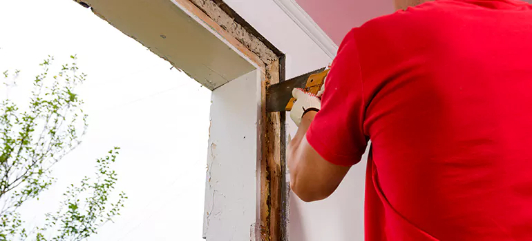 Residential Accordion Door Repair in Apopka, FL