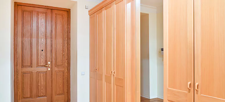 Glass Closet Door Repair in Apopka, FL