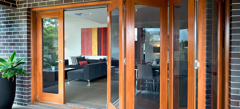 Folding Door Panel Repair in Apopka, FL