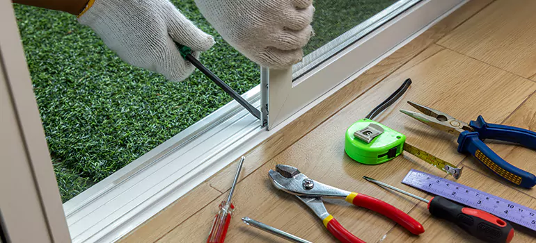 Window Hinge Repair in Apopka, FL