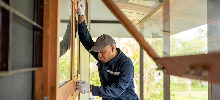 Double Hung Vinyl Window Sash Replacement in Apopka, FL